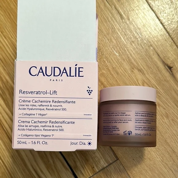 NEW Caudalie Resveratrol Lift Firming Cashmere Cream 50 ml - Picture 3 of 4